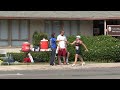 Marathon Training & Running Tips : How to Eat & Drink During a Marathon Marathon Training & Running Tips : How to Eat & Drink During a Marathon