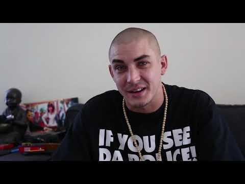 word - See me live in Sydney: http://www.sydneycomedyfest.com.au/single-event?show_id=165 Are you offended? http://twitter.com/alexwilliamson8 https://twitter.com/b...