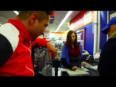 Celo & Abdi kaufen 43 Therapie