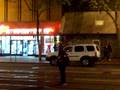 videos de Crazy Dude Dancing Down Market St. Outside The Warfield!