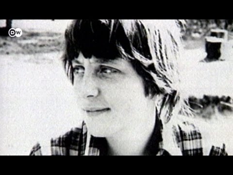 Angela - Derzeit erscheint eine Biografie über Kanzlerin Angela Merkel nach der anderen. Das neueste Buch legt nahe, dass die heutige Bundeskanzlerin, die in der DDR ...