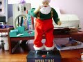 Santa dancing!!!!