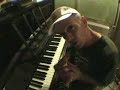 How to mix  from a slow toon to a faster one. DJ Tutorial