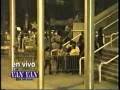 videos de Los Van Van en Miami.PARTE 3.Protesta frente al Mia
