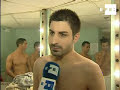 Espectadores nudistas asisten al musical Espectadores nudistas asisten al musical