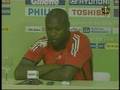 Gallas gets the finger