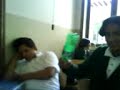 golpeando a luis en la escuela 2