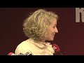 d�couvrez la vid�o de la chronique les rumeurs du net avec alexandra lamy dans l'�mission a la bonne heure du 3 janvier anim�e par st�phane bern.