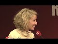 d�couvrez la vid�o de la chronique les rumeurs du net avec alexandra lamy dans l'�mission a la bonne heure du 3 janvier anim�e par st�phane bern.