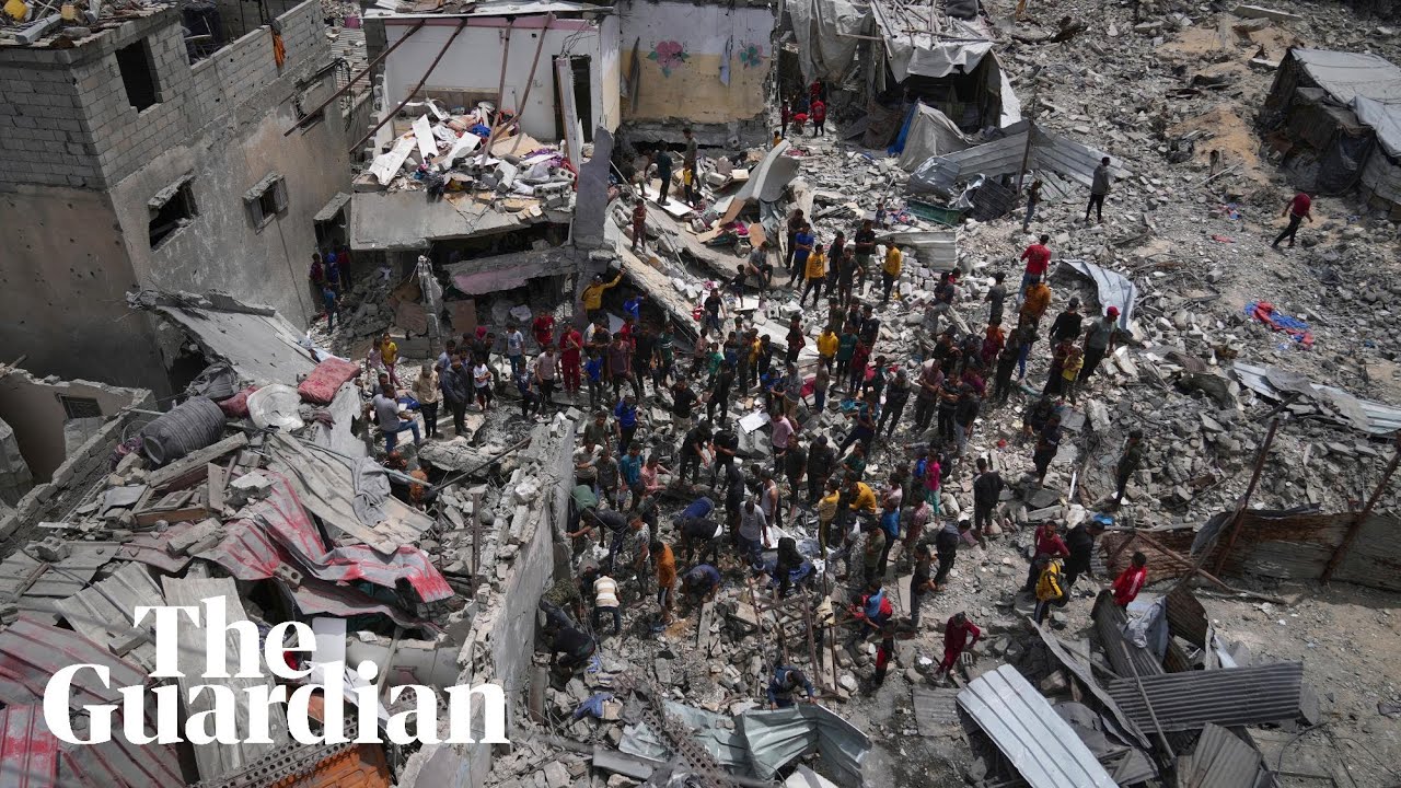 Israeli attacks on southern Gaza kill at least 40 people Israeli attacks on southern Gaza kill at least 40 people