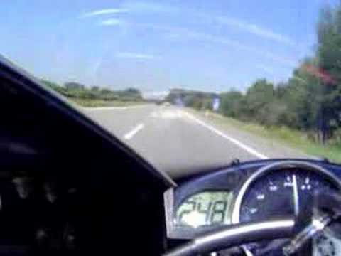 Yamaha R1 RN12 on german Autobahn ...