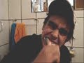 Escovar os dentes com shampoo