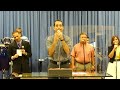 ALGO ESTA CAYENDO AQUI-ES SU GLORIA SOBRE MI-Cantico de Adoracion a Dios