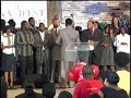 pastor lamar and the love and faith mass choir singing 