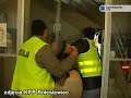 Policja zatrzyma?a no?ownika