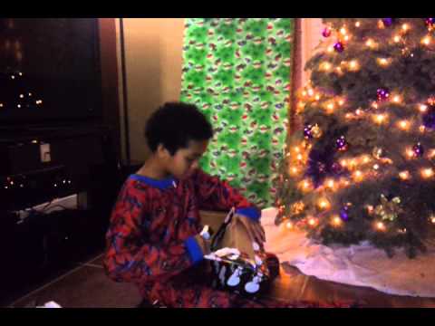 Funny reaction to christmas gifts.