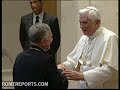 Los Premios Nobel por el servicio al Papa
