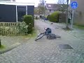 Wheelie gaat fout ! Wheelie gaat fout !