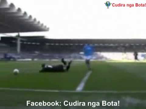 SUPER VIDEO KOMIKE ME MOMENTE KOMIKE NGA FUTBOLLI :-)