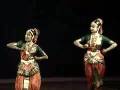 Odissi indian dancers