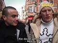 Zlatan Ibrahimovic jongliert mit Kaugummi Zlatan Ibrahimovic jongliert mit Kaugummi