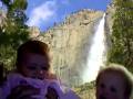 videos de Jonah Sings Jingle Bells At Yosemite