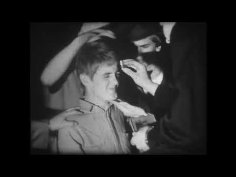 Otrzęsiny pierwszoklasistów I LO w Lesznie 1982 (1982) :: Film nakręcony przez Dariusza Kistowskiego we wrześniu 1982.Digitalizacja, restauracja i montaż: Arek Wojciechowski, Stowarzyszenie Przyjaciół Jedynki, Radio Elka