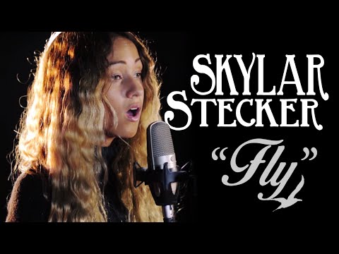 Skylar Stecker