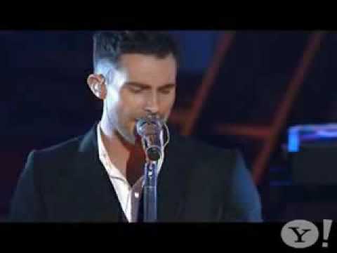 Maroon 5 - Makes Me Wonder Live