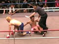 第67回全日本学生キックボクシング選手権大会ミドル級チャンピオン決定戦赤コーナー国士舘大学4年　山田慎之介青コーナー日本大学3年　中濱優