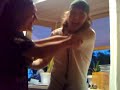 Michael blir v�ldtagen!