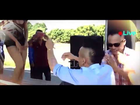 Download Video Disawer malah TETEnya dikeluarin....Biduan Seksi Download Video Disawer malah TETEnya dikeluarin....Biduan Seksi