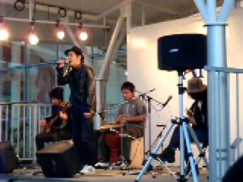 かりゆし58 in アリオ亀有 『アンマー』