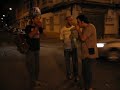 Pobas y Pepe cruz en medio de la calle con la armonica.. Pobas y Pepe cruz en medio de la calle con la armonica..