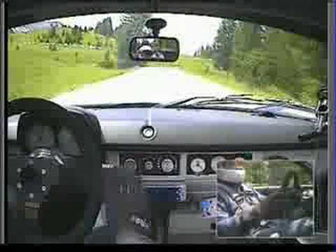 speedster - 1. und 2. Rennlauf am Samstag. In dem Wagen sind 2 Race Cam verbaut.