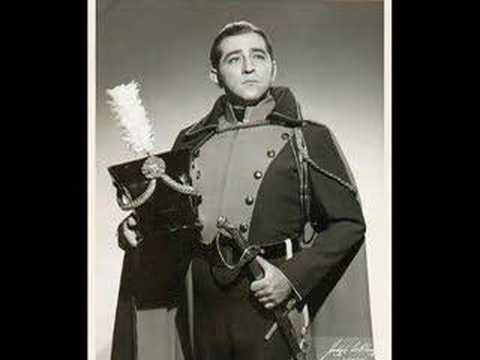 Robert Merrill sings "Avant de ...