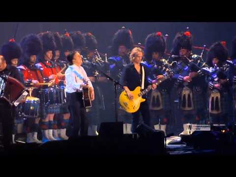 Mull - http://www.paulmccartney.com Paul McCartney performs 'Mull of Kintyre' featuring the Delta Police Pipe Band live in concert at BC Place Stadium in Vancouver,...