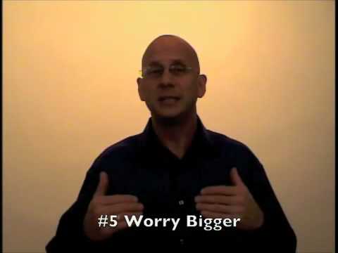 What Do Master Presenters Do Differently? The 7 Essential Habits by Darren LaCroix 0 What Do Master Presenters Do Differently? The 7 Essential Habits by Darren LaCroix