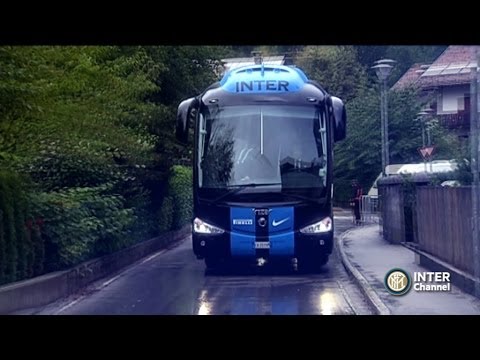 LA SQUADRA ARRIVA A PINZOLO LA SQUADRA ARRIVA A PINZOLO
