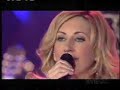 lee ann live on stage.