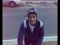 דואני מנסה לגנוב סירה ואז למכור לאבא של עידו ....בסוף חושף ת'תחת