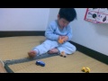 Click here to watch this video 我喜歡玩軌道車車~