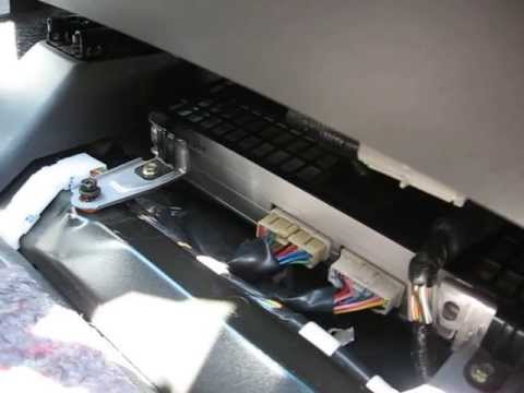 How to Remove Amplifier from 2004 Lexus GX470 for Repair.