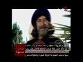 كان الخليفة العباسي _هارون الرشيد_ حريصاً كل الحرص على الملك العضوضبحيث كان يتخذ الذرائع في القضاء على مخالفية وإزاحتهم عن الطريق مهما كلف الأمر.وكان محبوب قلوب المؤمنين آنذاك الإمام موسى الكاظم (عليه السلام) على رأس هؤلاء المخالفينحيث كان يشكل خطراً كبيراً على هارون الرشيد.حاول الرشيد جاهداً في كسب تأييد علماء المسلمين المبرزينوإقناعهم بالافتاء بخروج موسى الكاظم (عليه السلام) ومروقه عن الدين وبذلك كان يمهد ارضية المواجهة مع الإمام (عليه السلام )ولما كان بهلول من علماء ذلك الوقت أراد هارون الرشيد اجباره على التوقيع في ورقة اصدر فيهاامره بقتل الإمام الكاظم (عليه السلام).ذهب البهلول إلى الإمام (عليه السلام) وأخبره بذلك وطلب منه أن يهديه سبيلاً للخلاص من هذه الورطةفأمره الإمام (عليه السلام) أن يتظاهر بالجنون ليكون في امان من سطوة هارونتظاهر البهلول بالجنون ، وكان بهذه الذريعة يهزأ ويطعن بالنظام الحاكم بلسان الكناية والمزاح.اسم بهلول هو وهب