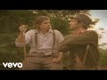 Sportfreunde Stiller Eine Liebe, Die Nie Endet Official Music Video and Lyrics