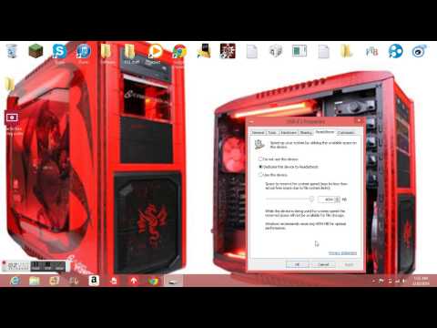 how to insert sd card in laptop
