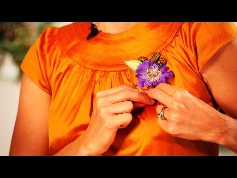 how to fasten hand wraps