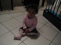 Lieve Maud klapt in handjes.AVI