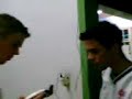 Traut raspando a cabeça! Traut raspando a cabeça!