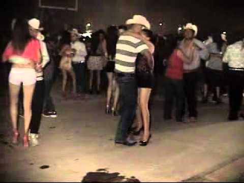 baile de la gallina - BAILE.